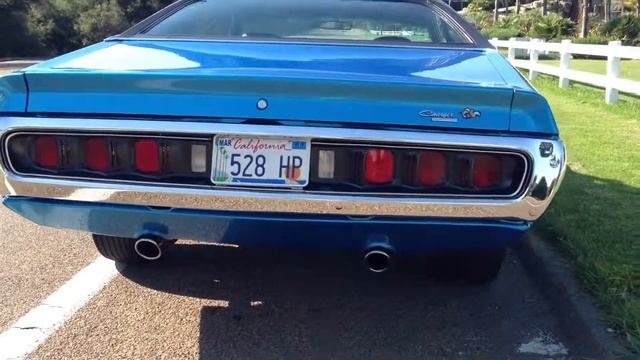 1971 Charger SuperBee 472 CI Auto Hemi 528 Horsepower смотреть онлайн