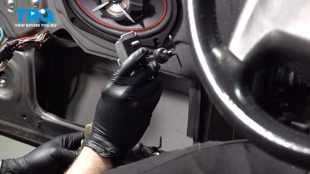 How to Replace Front Door Checks 1999-2004 Jeep Grand Cherokee смотреть онлайн