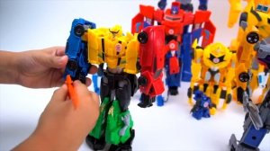 TRANSFORMERS COMBINER FORCE ULTRA BEE VS MENASOR ROBOTS IN DISGUISE BUMBLEBEE MOTORMASTER TOY