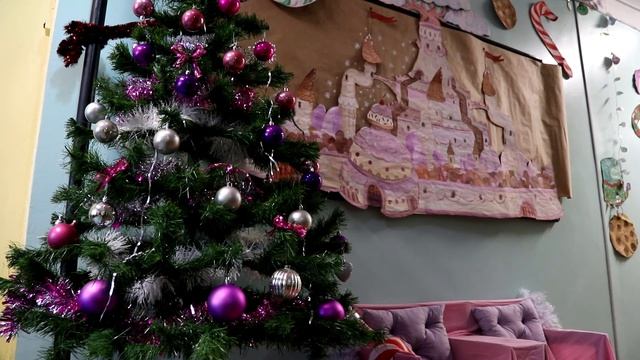 Флешмоб #украсьшколу в ГБОУ СОШ №352(г. Санкт-Петербург) смотреть онлайн