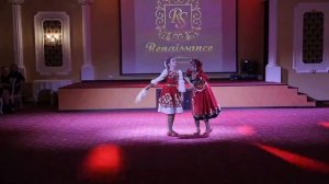 Дуэт Хохлова Н  и Карпова А русский народный танец