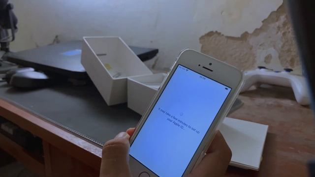 UNBOXING IPHONE SE 2016 DI TAHUN 2023 || Apakah masih pantas? смотреть онлайн