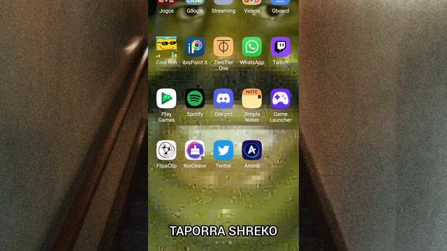 Como baixar deltarune no android as 3 da manha e olha no que deu (Ron me deu uma chinelada???) смотреть онлайн