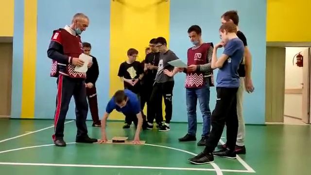 Воспитанники Лаишевской школы-интерната успешно сдали нормы ГТО смотреть онлайн