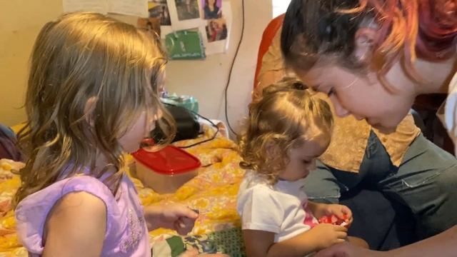 L.O.L. Surprise All-Star B.Bs Cheer Team Unboxing! смотреть онлайн