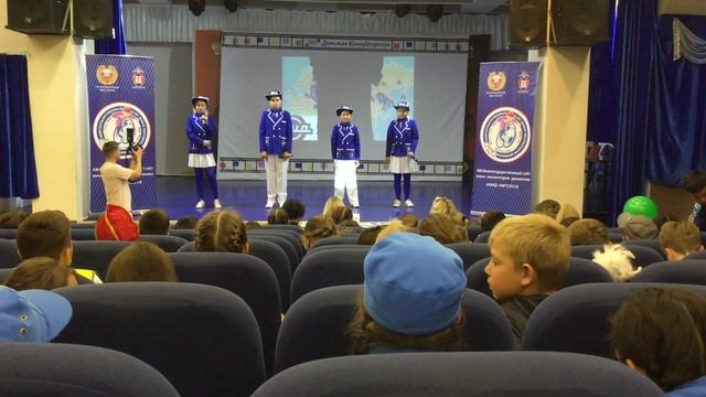 Агитбригада. Безопасное  колесо.