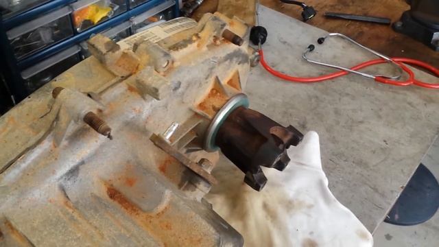Jeep Grand Cherokee NV 247 Transfer Case Possibly Bad Bearing смотреть онлайн