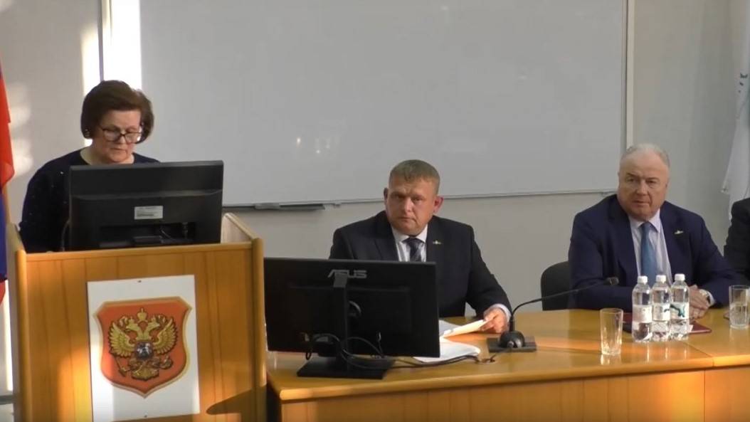 Профсоюз комбината отчитался за 5-летнюю работу смотреть онлайн