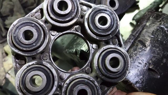 Ремонтируем раздатку ATC35L на БМВ F10 - сгорели фрикционы из-за разноширокой китайской резины смотреть онлайн