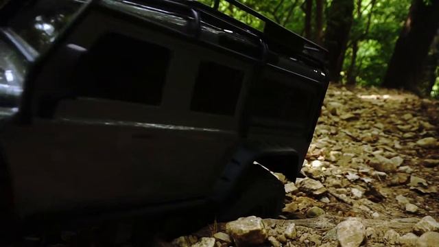 Traxxas TRX4 Defender On Pro Line Hyrax Tires | Off Road RC Scale Rock Crawler | FC Images смотреть онлайн