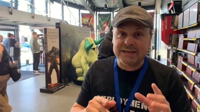 What is getting invited to see Warhammer World like? Nick shows you! смотреть онлайн