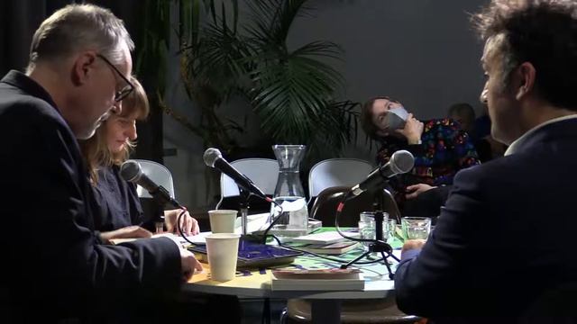 BOOKS: The Book Lovers смотреть онлайн