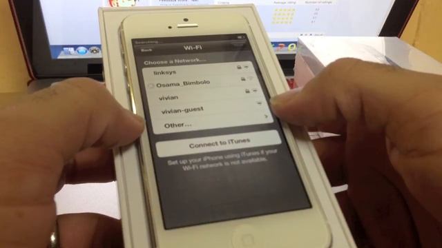 Unboxing and Setting-up iPhone 5 White & Silver (Factory Unlocked) смотреть онлайн