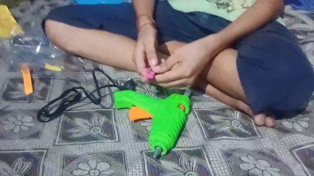 😊Glue gun kit unboxing #My new glue gun from my pocket money 😘😍😍😍😍like, subscribe and share 😊😊😊😊🙏🙏🙏 смотреть онлайн