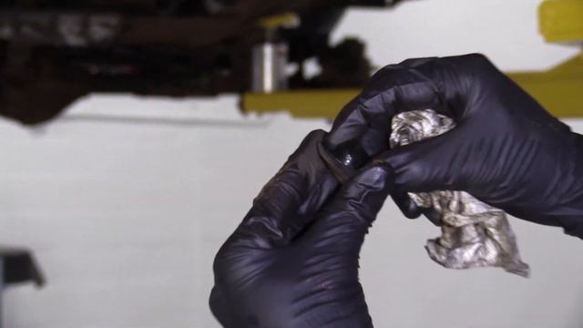 How to Check Rear Differential Fluid 94-02 Dodge Ram 1500 смотреть онлайн