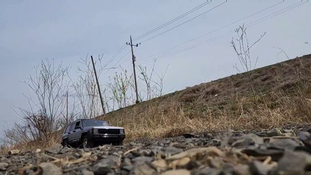 rc car/ 1984 Jeep Cherokee Group off road run / 4x4 jeep rc /Galaxy S22 Ultra смотреть онлайн