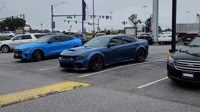 Hellcate Redeye Charger Wide Body deal goes down wow... смотреть онлайн