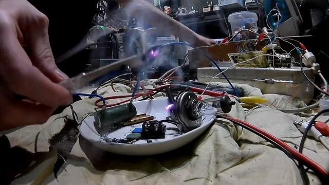 Подугаем) блин оно все таки рвануло( смотреть онлайн