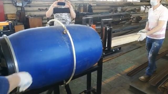 Устройство для пропитки бревен и бруса производства ПО "Диаком" смотреть онлайн