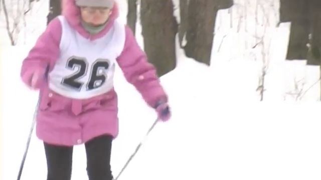 Соревнования по лыжам среди школьников. смотреть онлайн