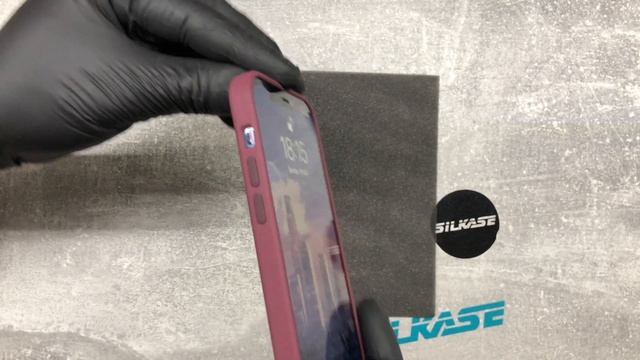 SILAKSE Magsafe Silicone - iPhone 12 Pro showcase смотреть онлайн