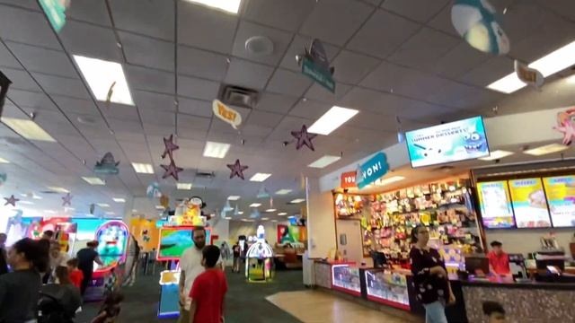 Chuck E. Cheese Hialeah FL. UPDATED TOUR! Summer Of Fun смотреть онлайн