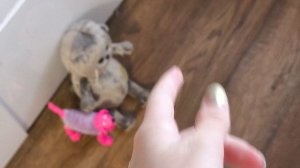 что басик делает один дома и что делал когда был маленький 2 часть