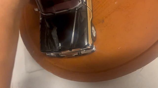 Black 1989 JEEP GRAND WAGONEER 4x4 Custom Woody "Working Lights" 1/18 Lights смотреть онлайн