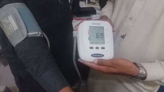 Heart Rate Monitor Android App Reality | Heart Rate Monitor App & Device | Heart Rate Monitor Video смотреть онлайн