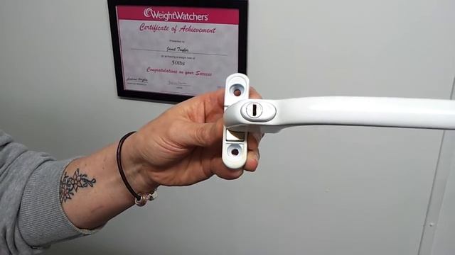 What is an Espag UPVC Window Handle - www.handlesandhinges.co.uk смотреть онлайн