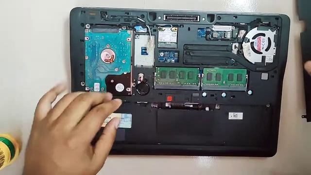 How to Install SSD in Laptop without Removing HDD смотреть онлайн