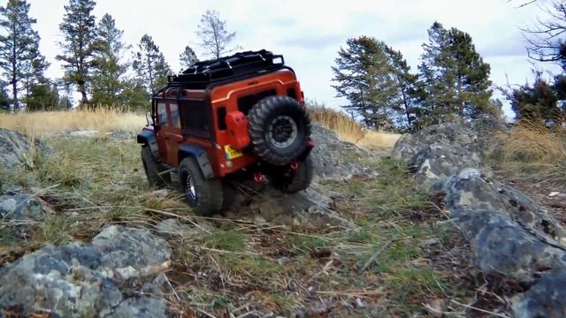 Land Rover Defender (Traxxas TRX-4) - Rock Crawling смотреть онлайн