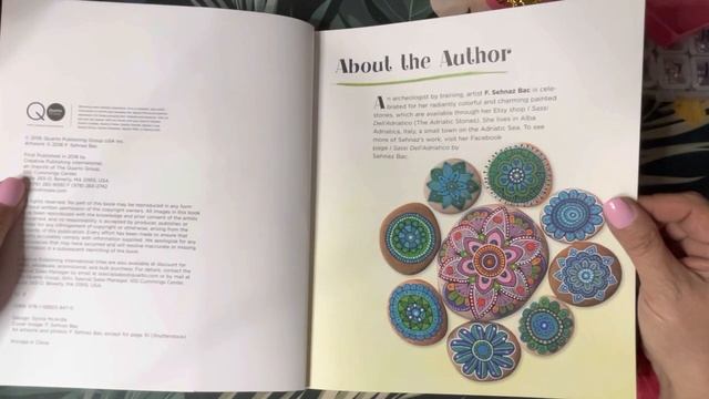 Book Flips & Review. Magical Mandalas, Window To Another World, and CBN Flowers and Mandalas смотреть онлайн