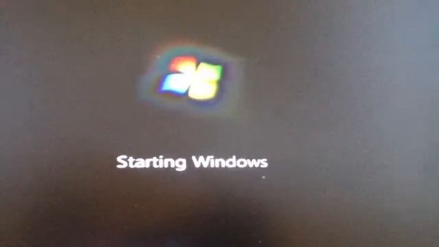 Windows 7 doesn't start up on - Starting Windows screen смотреть онлайн