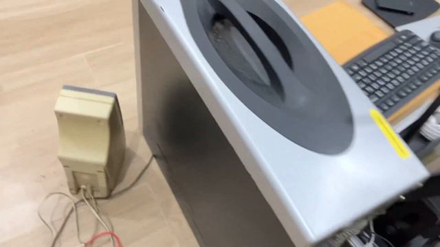 Old Windows XP Computer смотреть онлайн