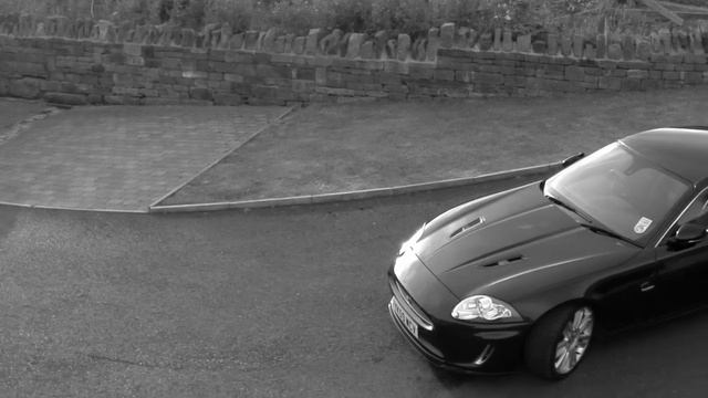 Jaguar XKR смотреть онлайн
