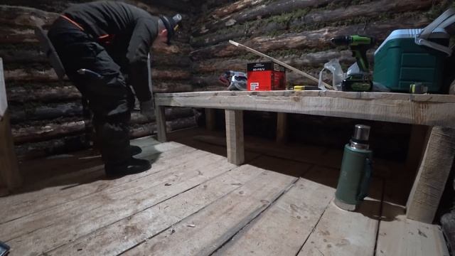 7 DAYS in 1h 22min: SNOWSTORM, WINDOW, COZY BEDS, FOLDING TABLE. смотреть онлайн