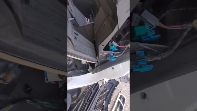 2007 Hummer H3 TCCM 4x4 Module location and removal смотреть онлайн