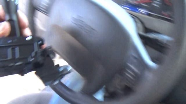 Replacing turn signal switch on 2000 Jeep Grand Cherokee смотреть онлайн