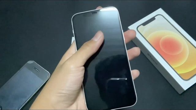 IPHONE 12 WHITE UNBOXING (MALAYSIA) смотреть онлайн