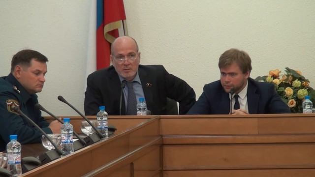 Е.Балашов: из-за стройки дома покрылись трещинами! смотреть онлайн
