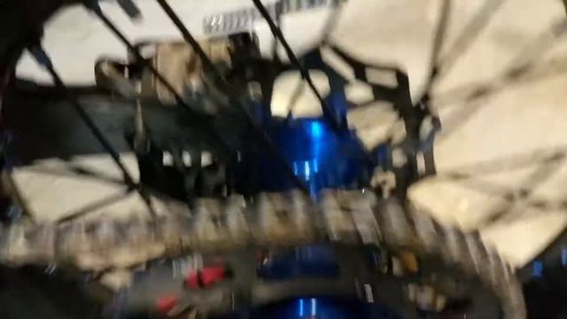 How To Install master-link on motorcycle chain. Yamaha YZ250 Adjust Chain Dirtbike Motocross смотреть онлайн