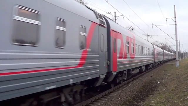 ЧС2к-427 с поездом №125 + два лабораторных вагона "ИССО" смотреть онлайн