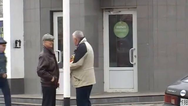 Волшебная лампа «Аладдину» не помогла смотреть онлайн