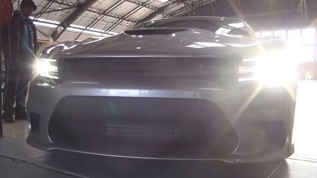 2015 Dodge Charger SRT Hellcat first look смотреть онлайн