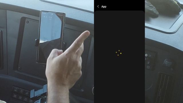 Freightliner Cascadia DEA700 Radio Connection with Samsung Android Phone смотреть онлайн