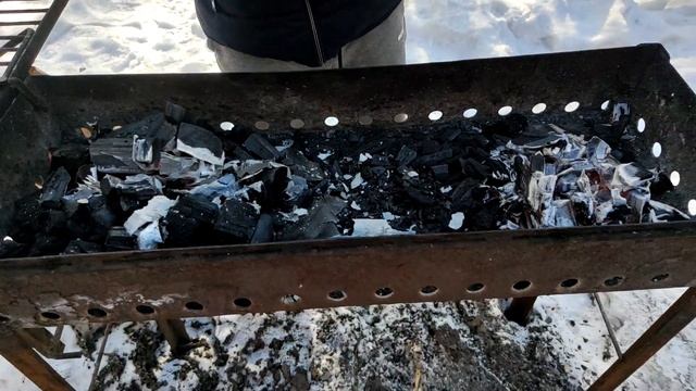 Лучший способ розжига углей на мангале, без химии! смотреть онлайн
