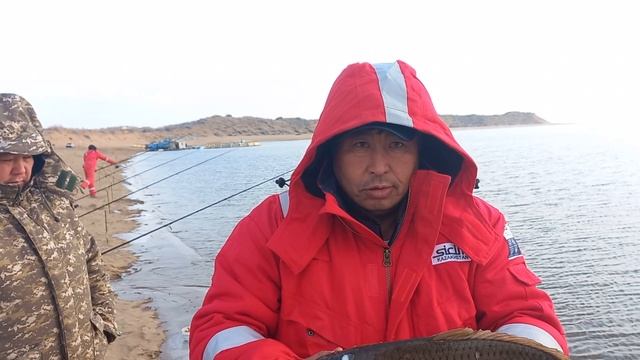Поклёвка есть ночью 🐟👍 смотреть онлайн