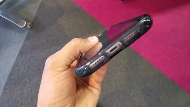 Unboxing Tech21 Case for iPhone 11 EvoCheck and Studio Colour смотреть онлайн