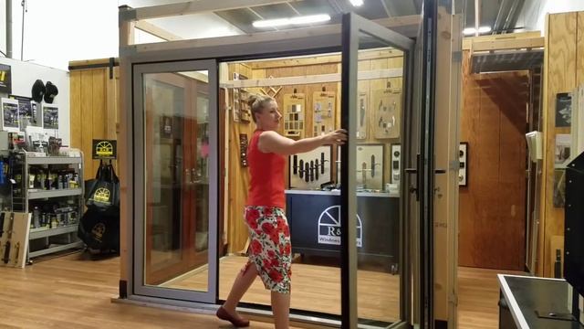 Cascade Folding Door System смотреть онлайн